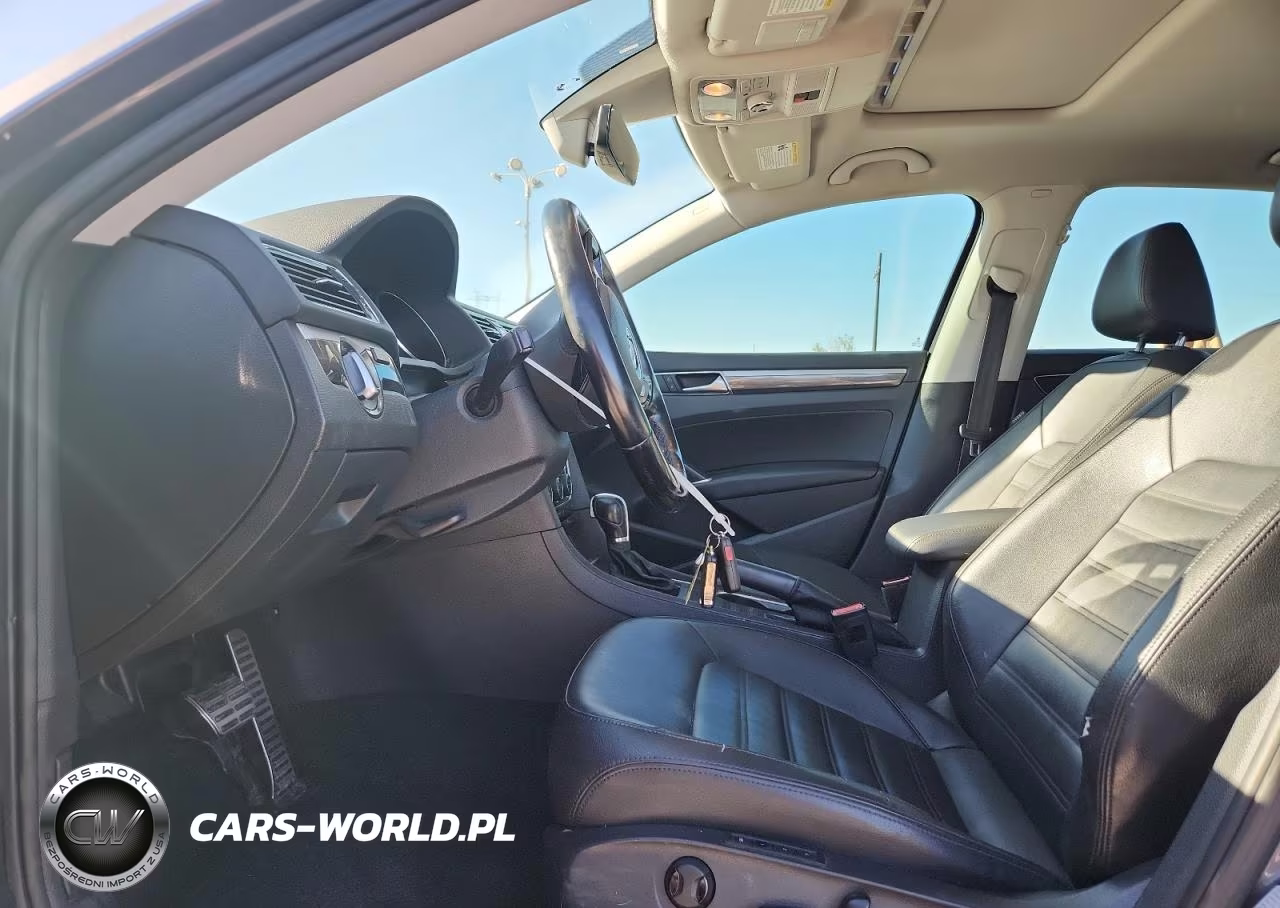 2017 Volkswagen Passat Sel Premium VIN:1VWCT7A3XHC053138 - 7