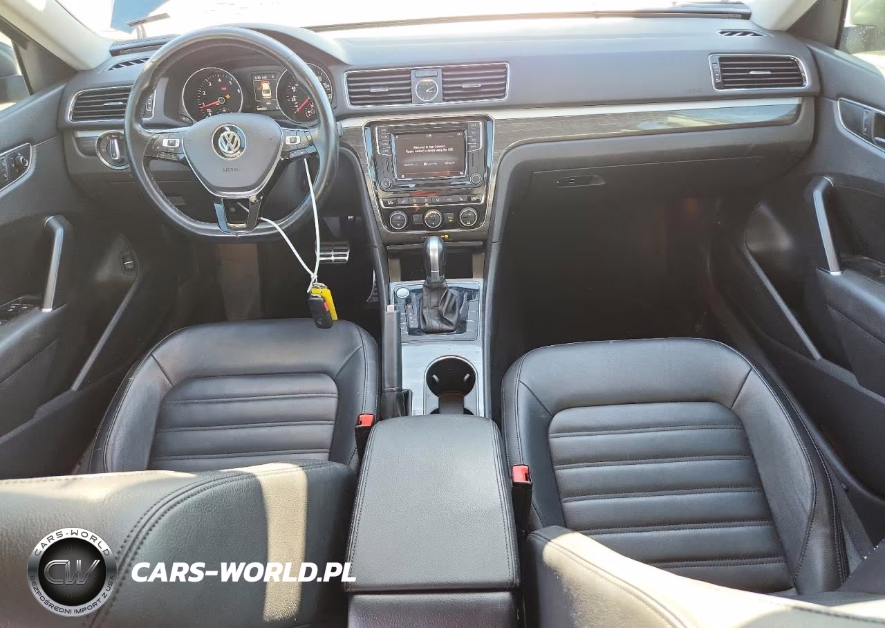 2017 Volkswagen Passat Sel Premium VIN:1VWCT7A3XHC053138 - 8