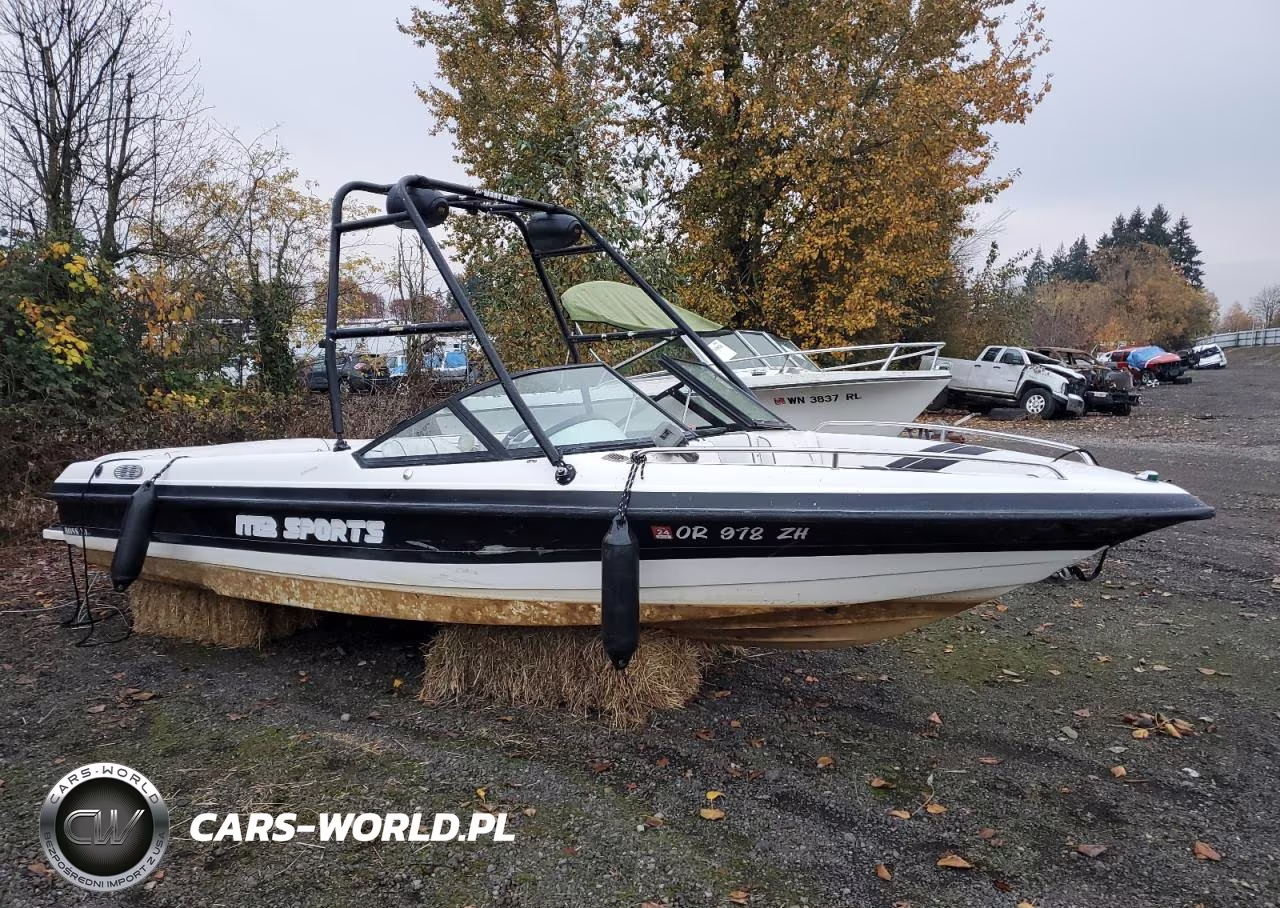 1999 Boss 210 Boat