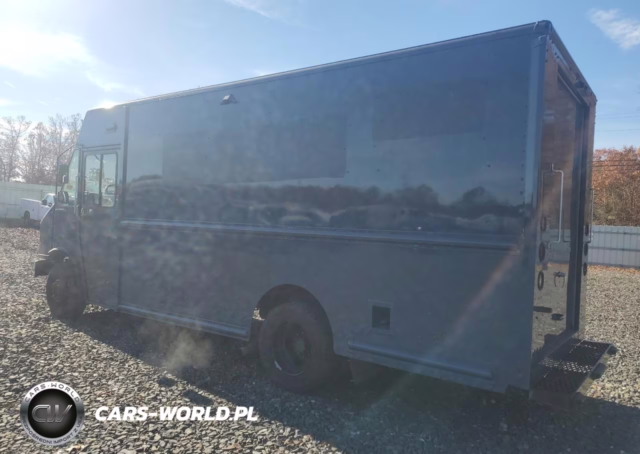 2021 Ford Commercial Chassis Delivery Truck VIN:1F65F5KN9M0A01800 - 2