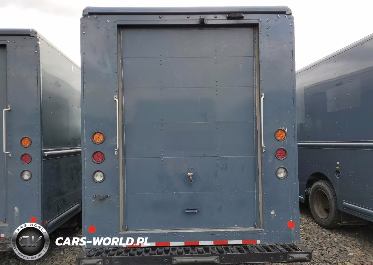2021 Ford Commercial Chassis Delivery Truck VIN:1F65F5KN9M0A01800 - 6