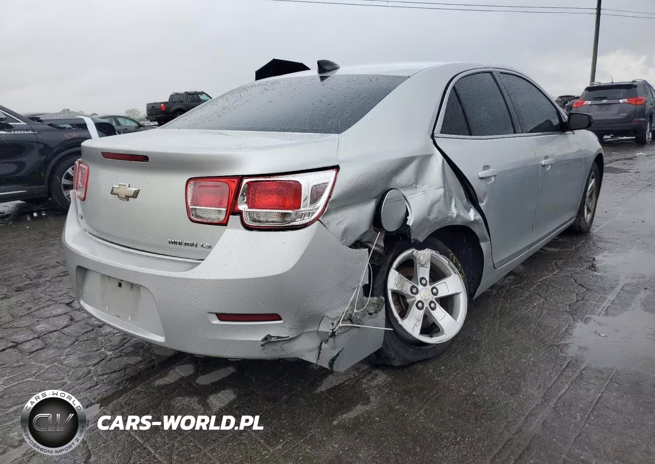 2016 Chevrolet Malibu VIN:1G11B5SA1GF132105 - 3