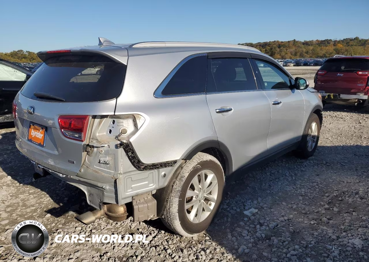 2018 Kia Sorento Lx VIN:5XYPGDA30JG409234 - 3