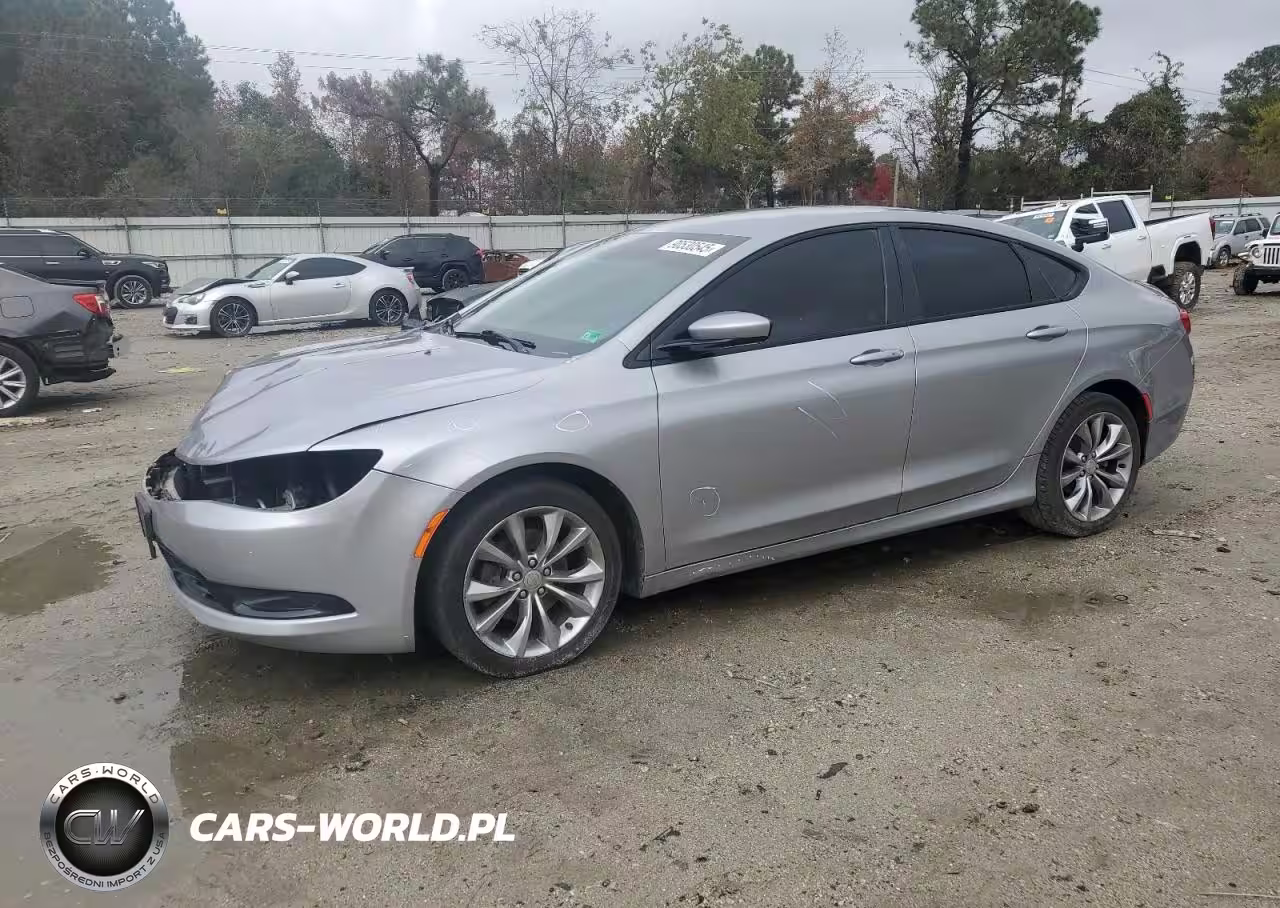 2015 Chrysler 200 S