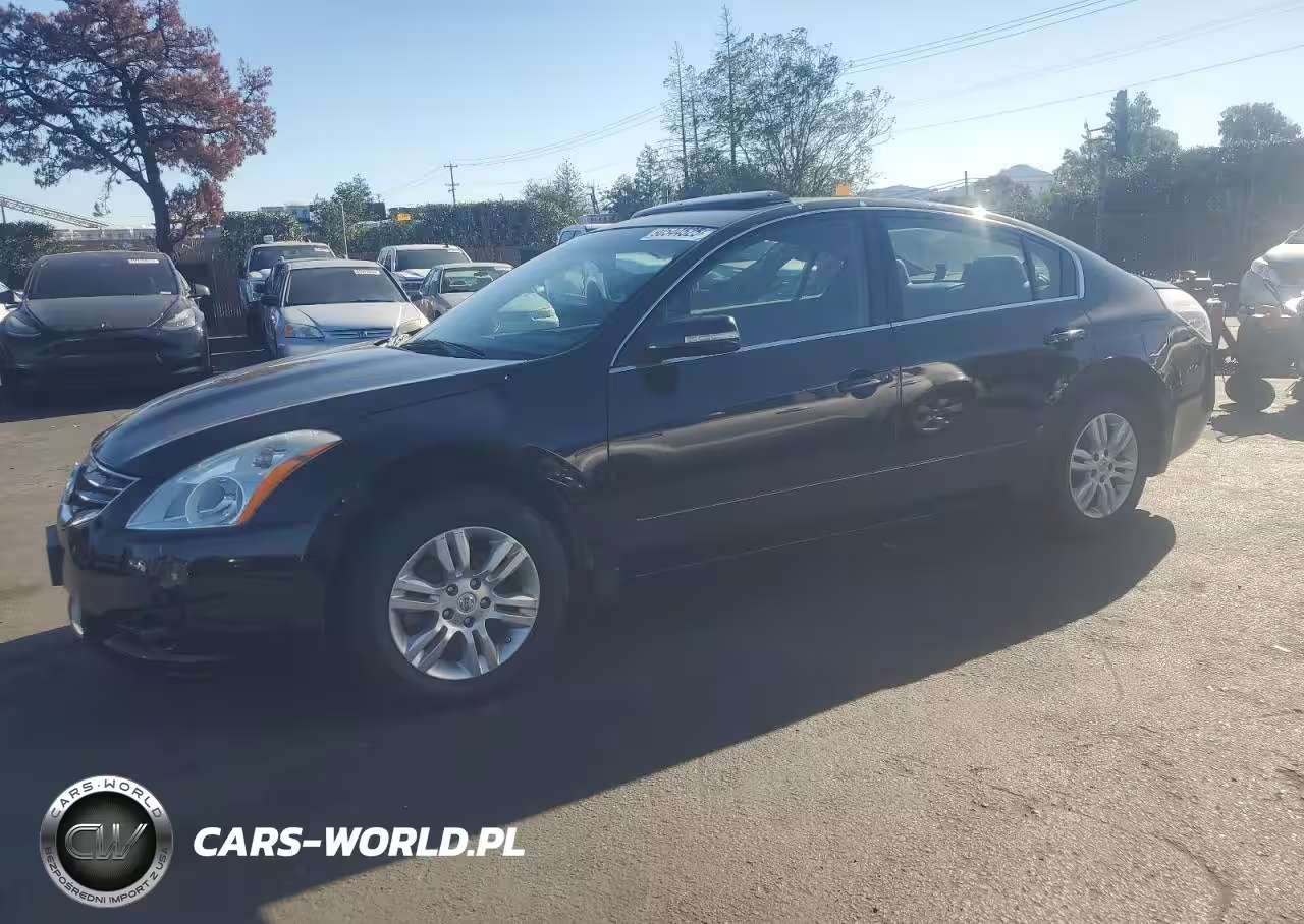 2012 Nissan Altima Base