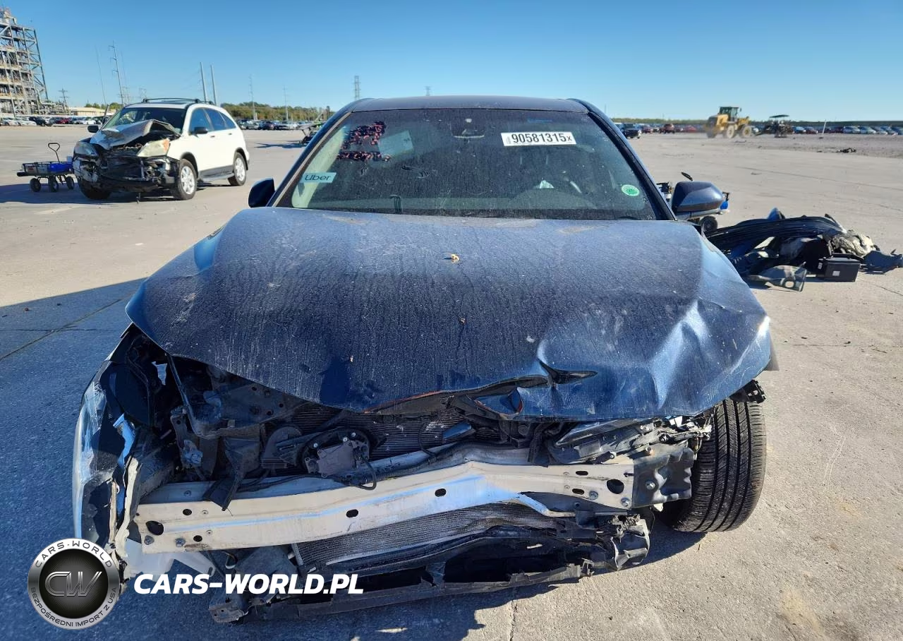 2019 Toyota Camry Le VIN:4T1B11HK1KU846369 - 5