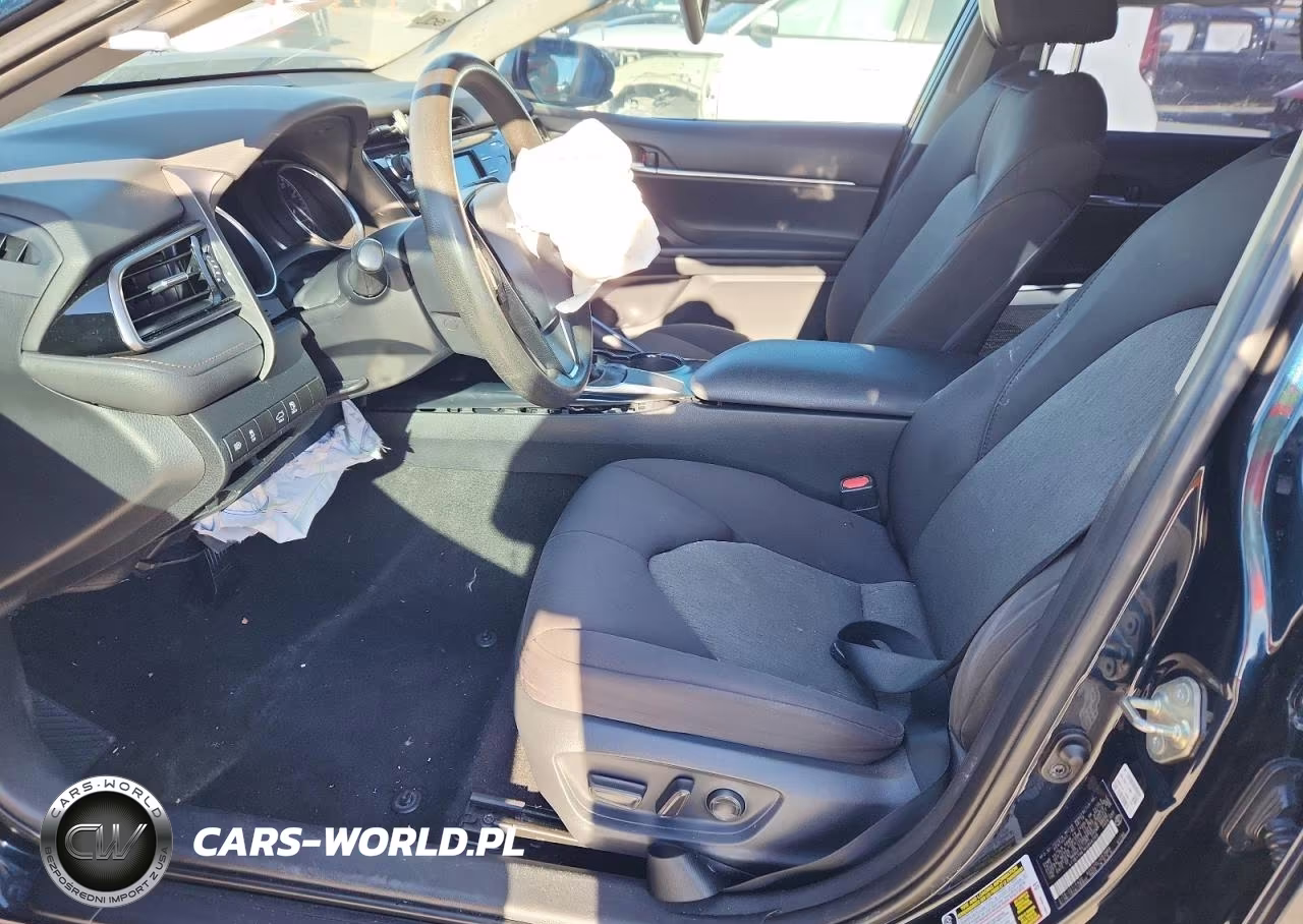 2019 Toyota Camry Le VIN:4T1B11HK1KU846369 - 7