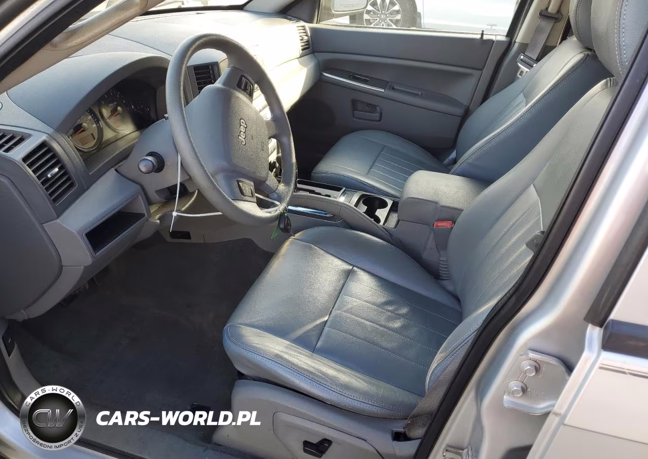 2005 Jeep Grand Cherokee Laredo VIN:1J4GR48K35C634856 - 7