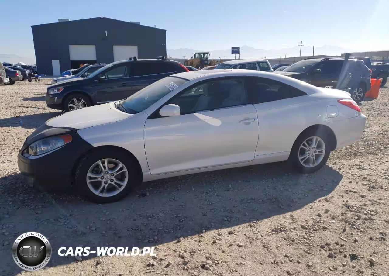 2005 Toyota Camry Solara Se