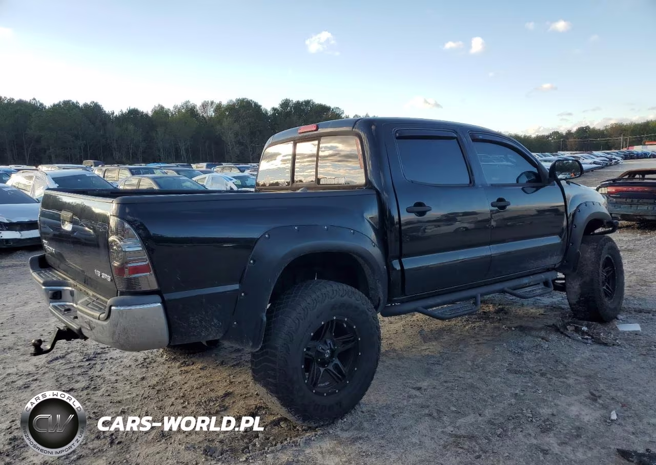 2013 Toyota Tacoma Double Cab VIN:3TMLU4EN5DM121476 - 3