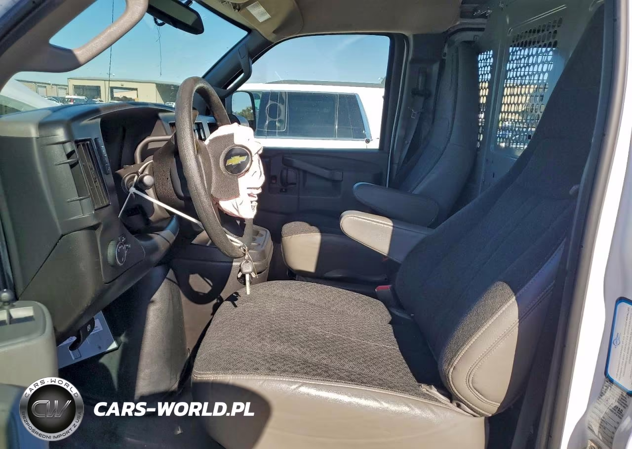2021 Chevrolet Express G2500 Delivery Van VIN:1GCWGAFP7M1194218 - 7