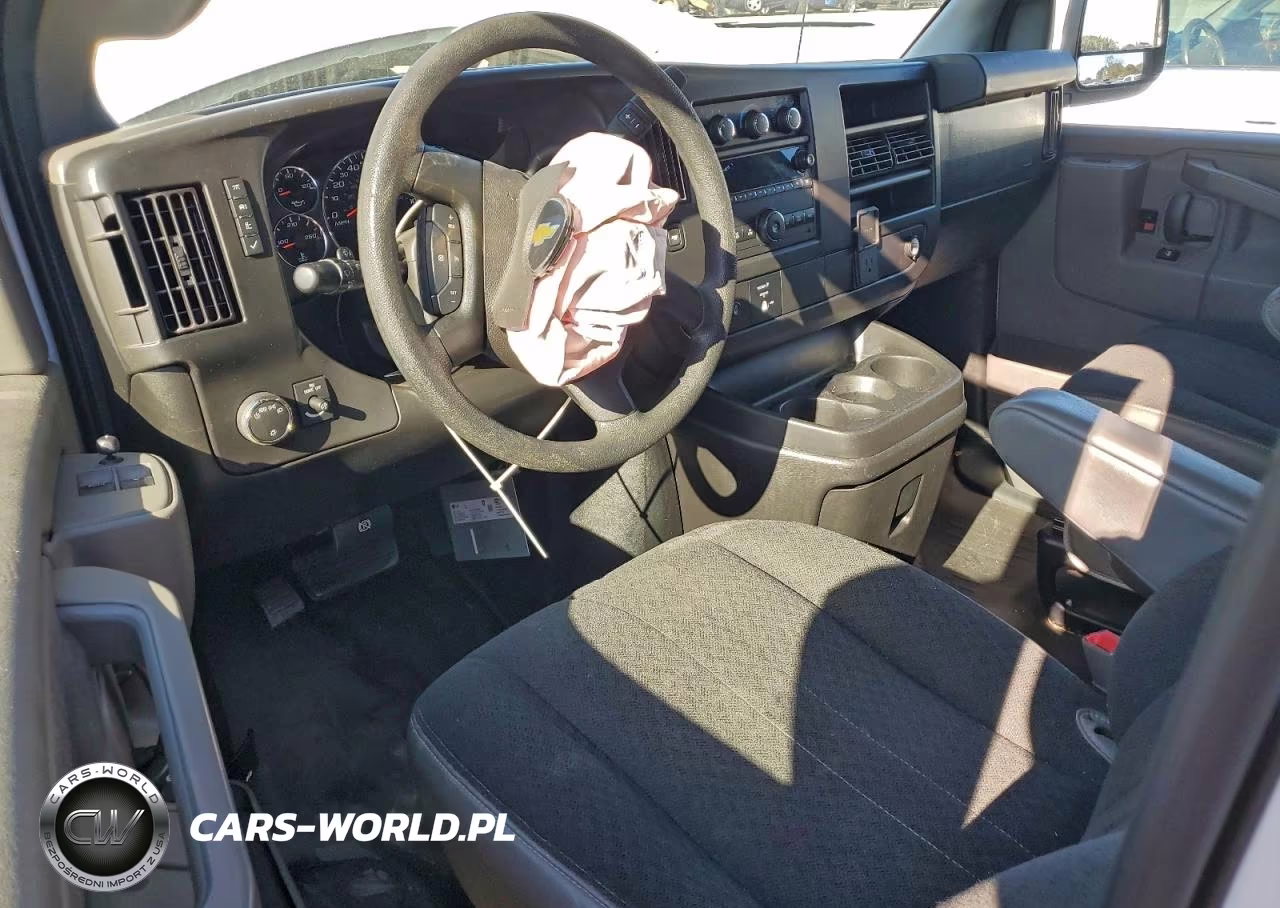 2021 Chevrolet Express G2500 Delivery Van VIN:1GCWGAFP7M1194218 - 8