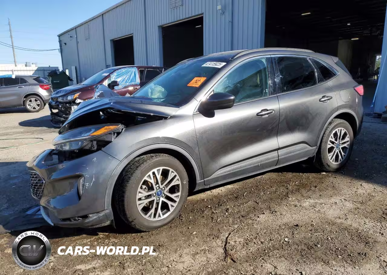 2020 Ford Escape Sel