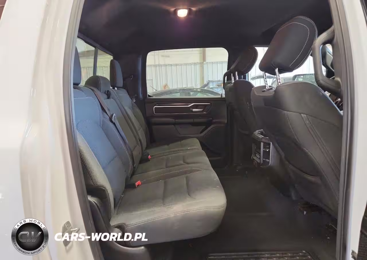 2019 Ram 1500 VIN:1C6SRFFTXKN649045 - 11