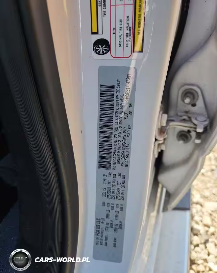 2019 Ram 1500 VIN:1C6SRFFTXKN649045 - 13
