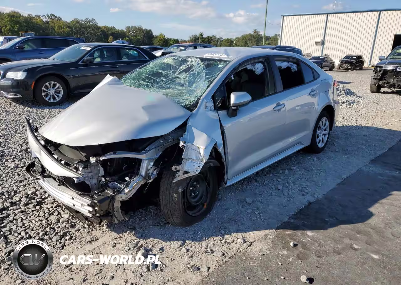 2024 Toyota Corolla Le – zdjęcie 1 z 15