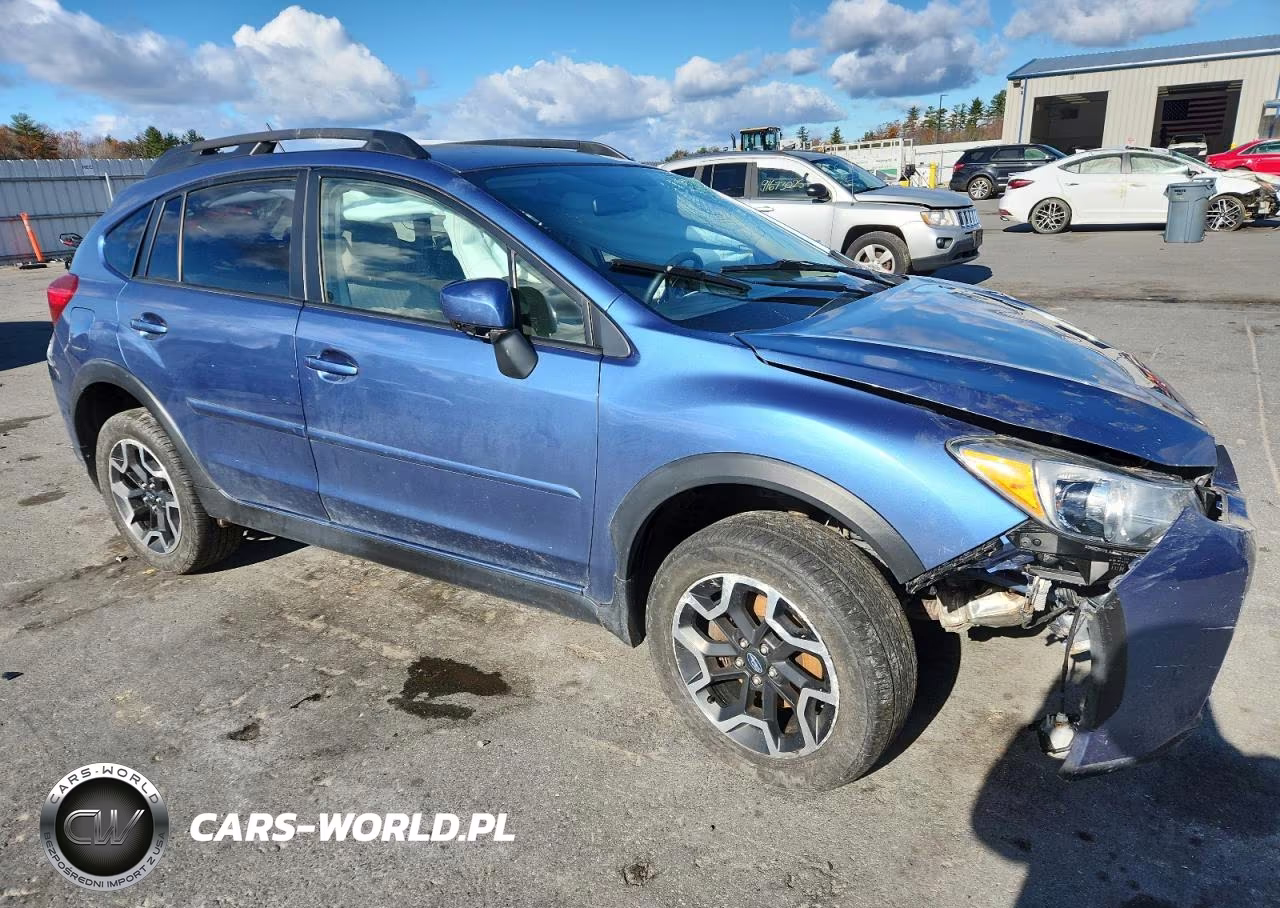 2017 Subaru Crosstrek Premium VIN:JF2GPABCXHH241196 - 4