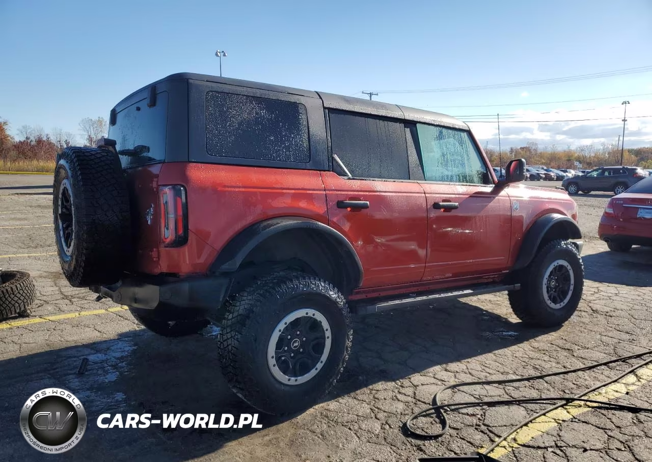 2024 Ford Bronco Big Bend VIN:1FMDE7BHXRLB23892 - 3