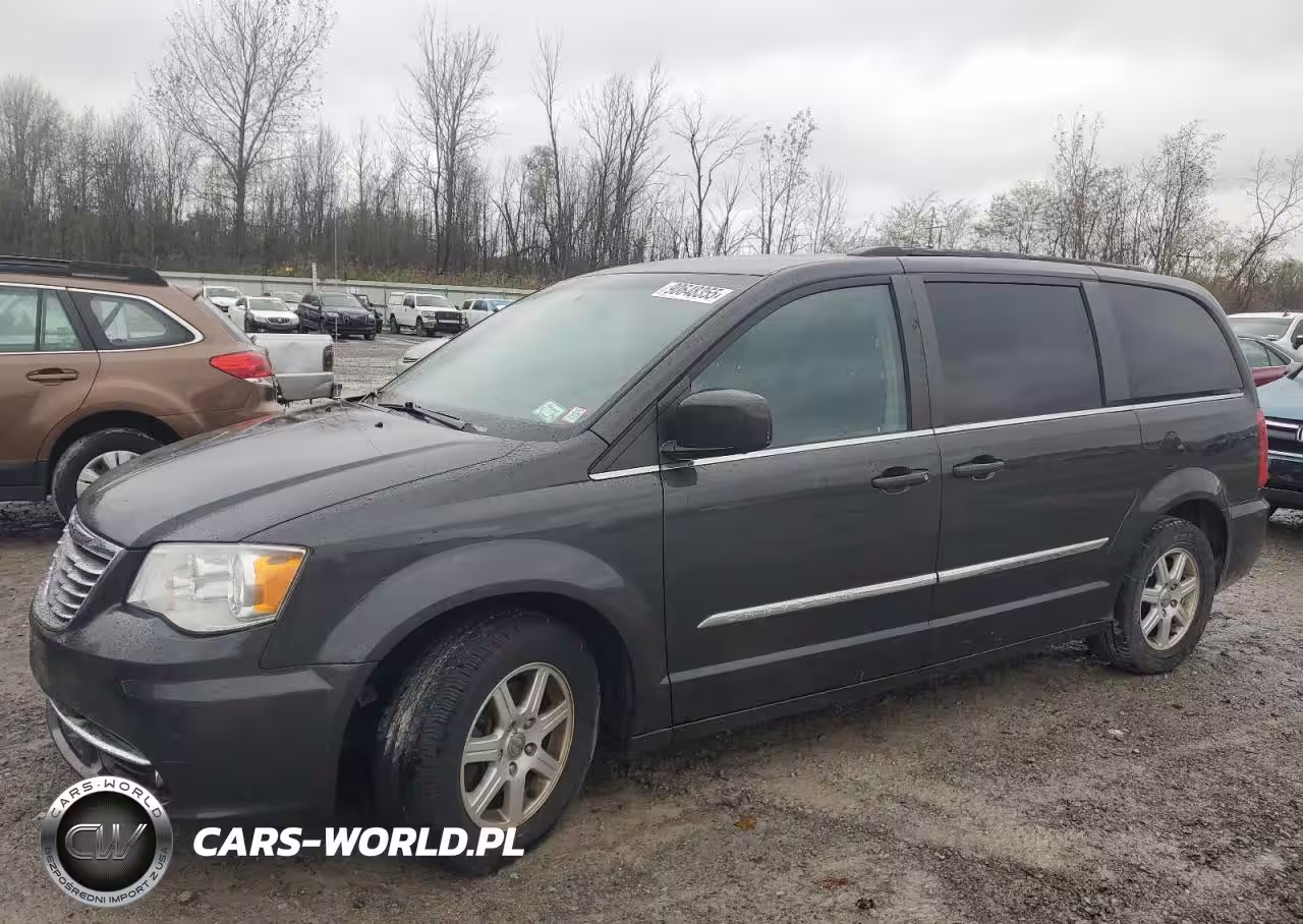 2011 Chrysler Town & Country Touring