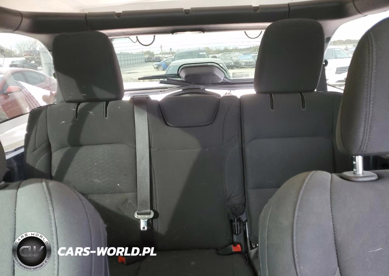 2019 Jeep Wrangler Unlimited Sport VIN:1C4HJXDG1KW646647 - 10