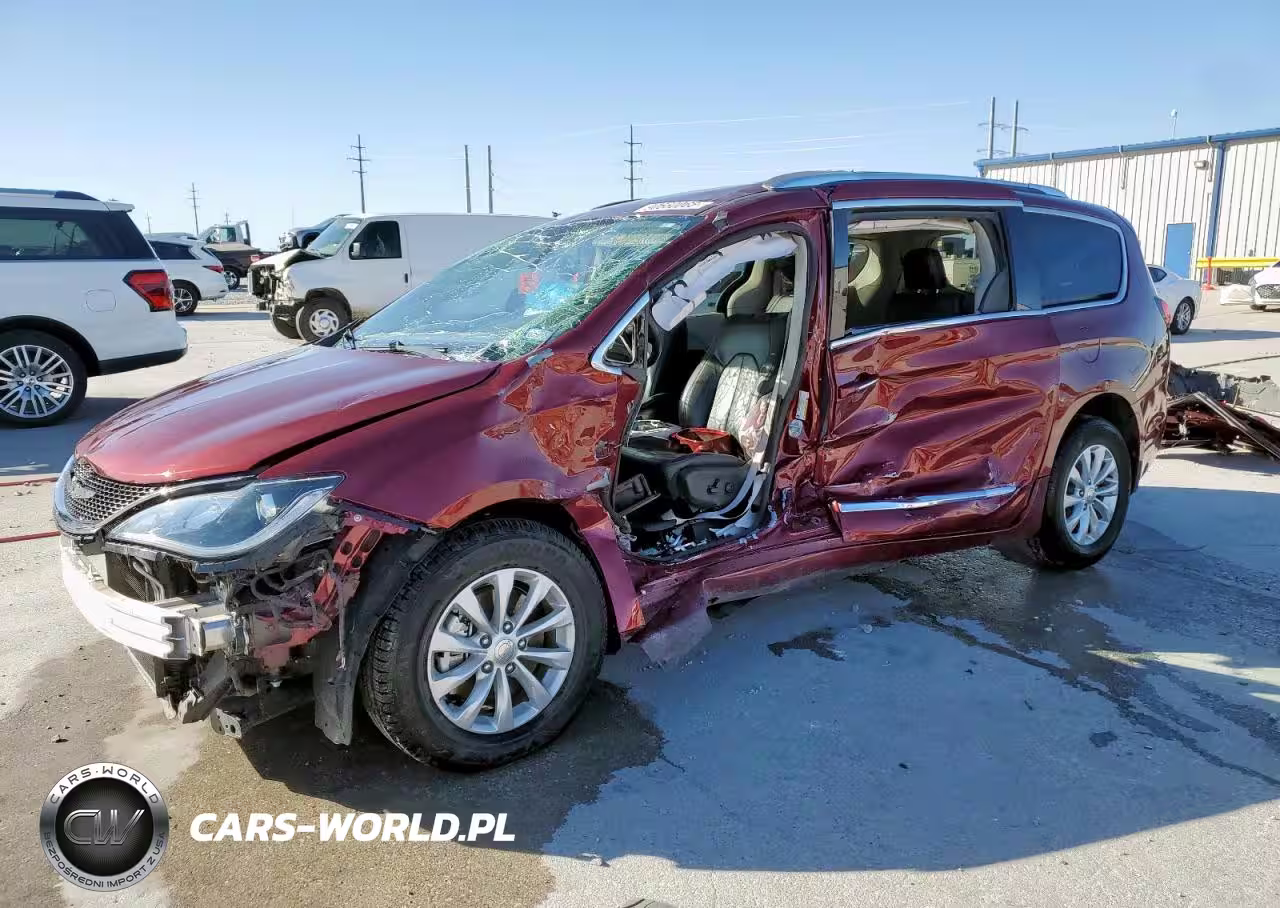 2019 Chrysler Pacifica Touring L
