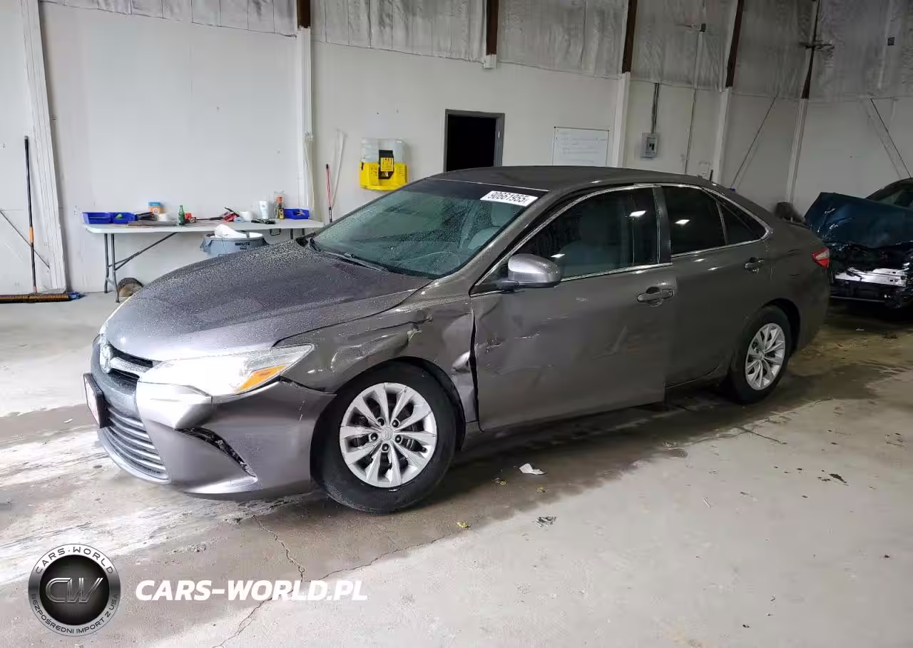 2015 Toyota Camry Le