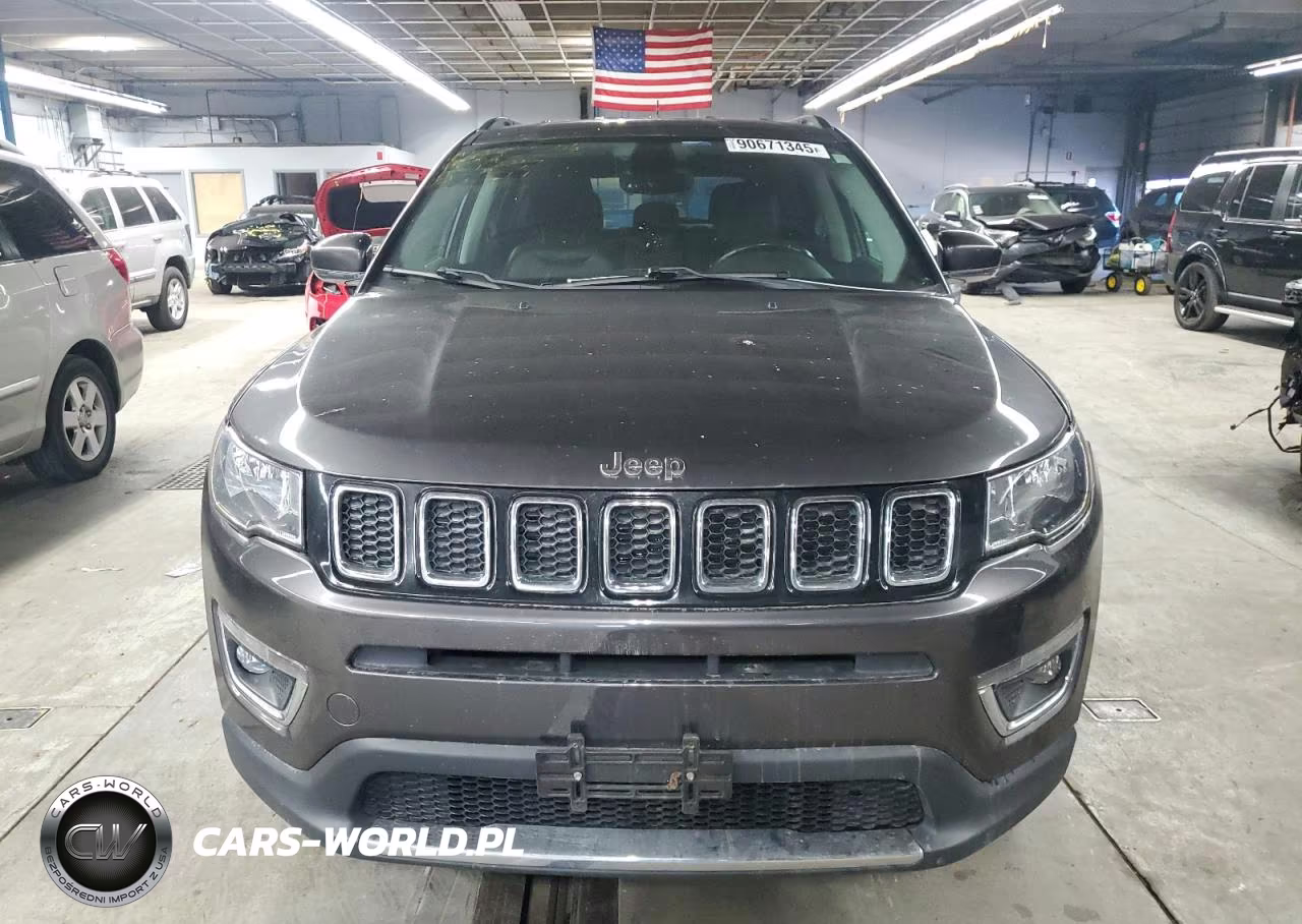 2018 Jeep Compass Limited VIN:3C4NJDCB0JT330636 - 5