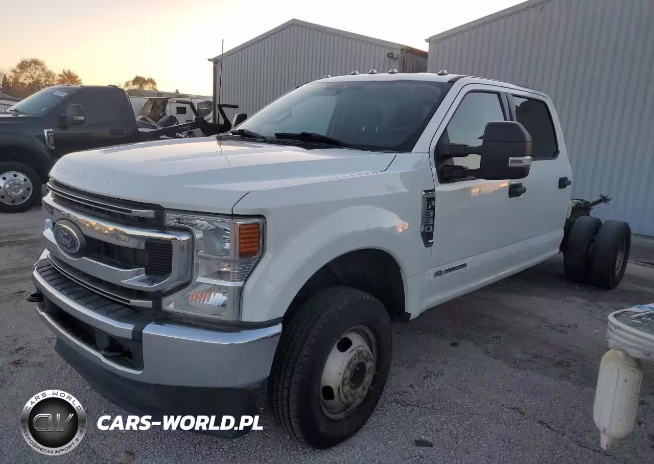 2022 Ford F350 Xlt Truck Cab And Chassis