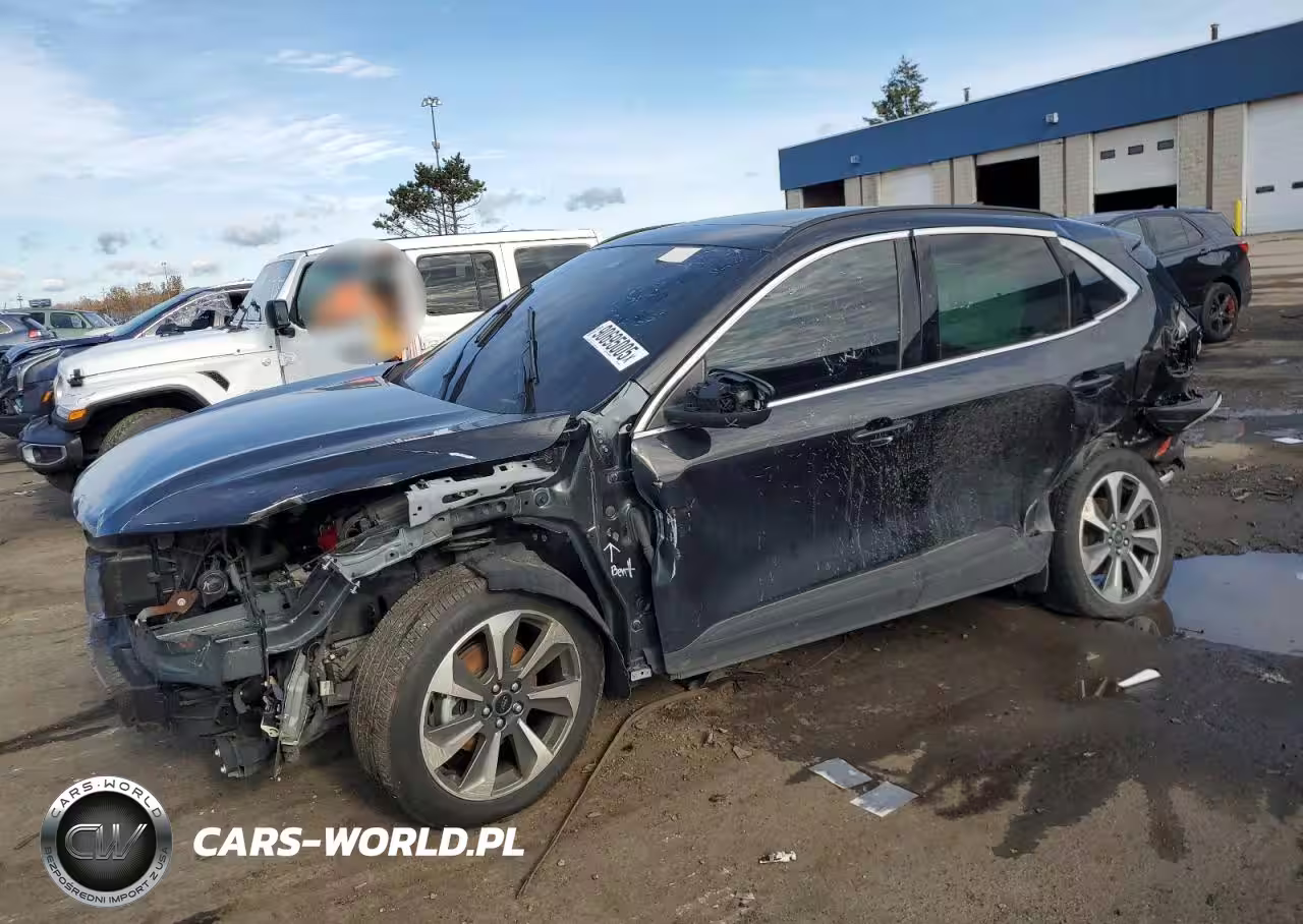 2024 Ford Escape Platinum