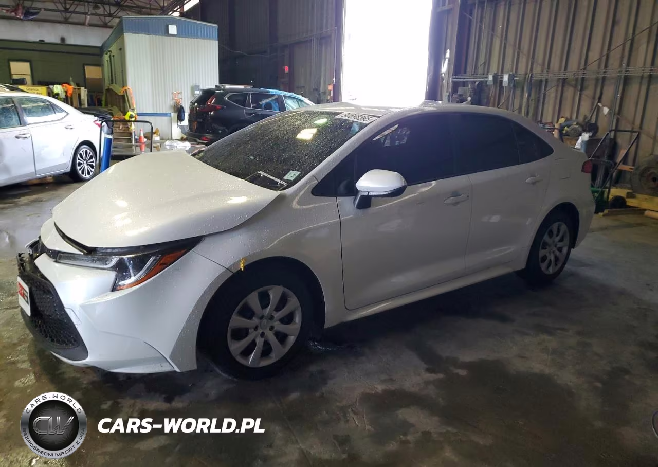 2022 Toyota Corolla Le – zdjęcie 1 z 12