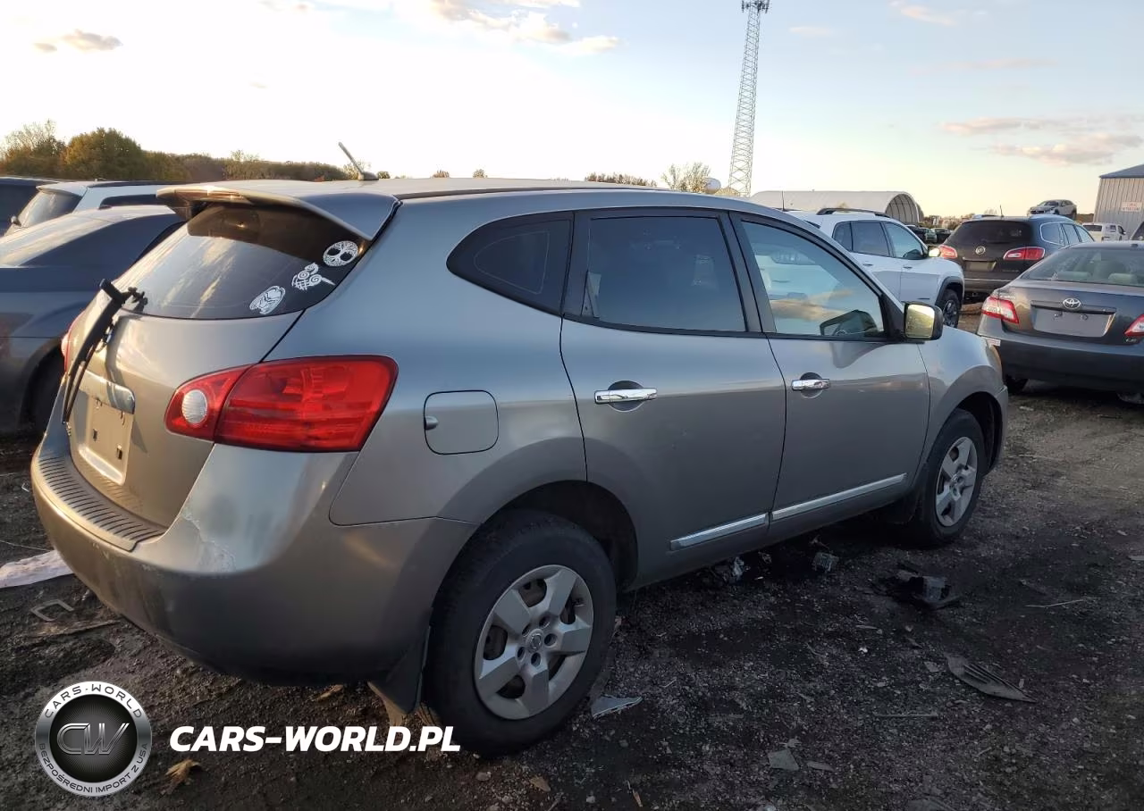 2013 Nissan Rogue S VIN:JN8AS5MT5DW024947 - 3