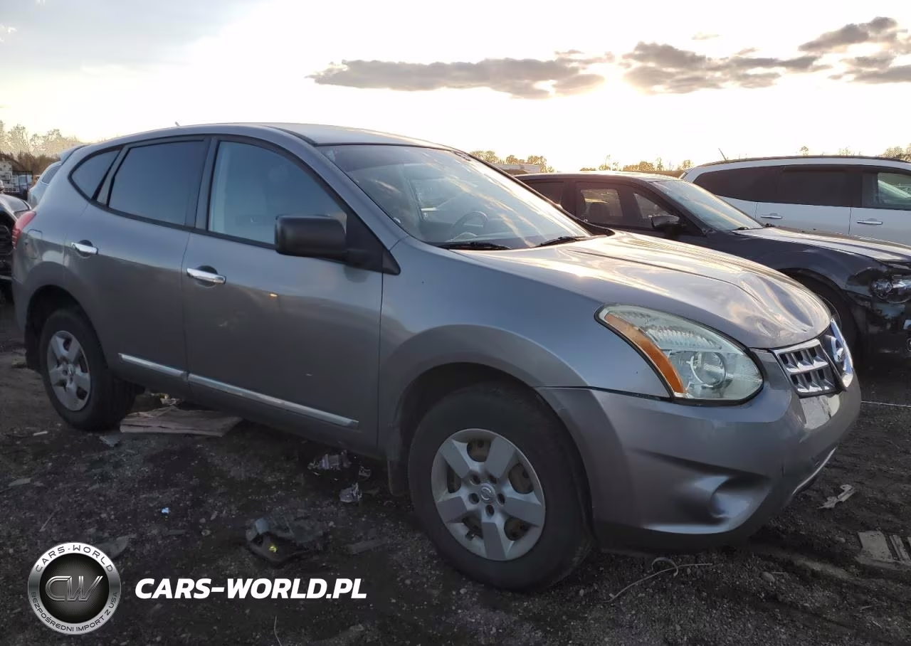 2013 Nissan Rogue S VIN:JN8AS5MT5DW024947 - 4