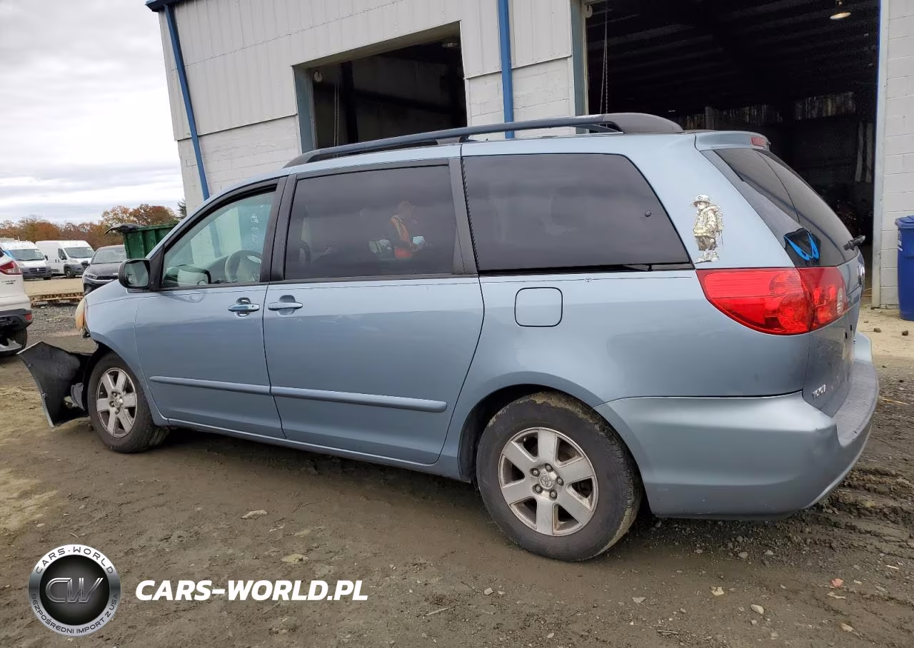 2010 Toyota Sienna Ce VIN:5TDKK4CC8AS322030 - 2