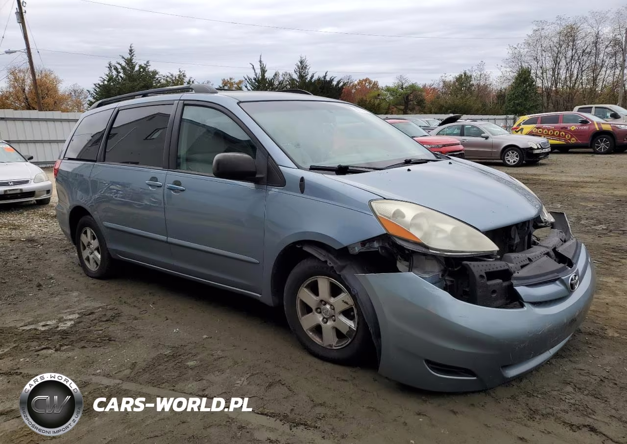 2010 Toyota Sienna Ce VIN:5TDKK4CC8AS322030 - 4