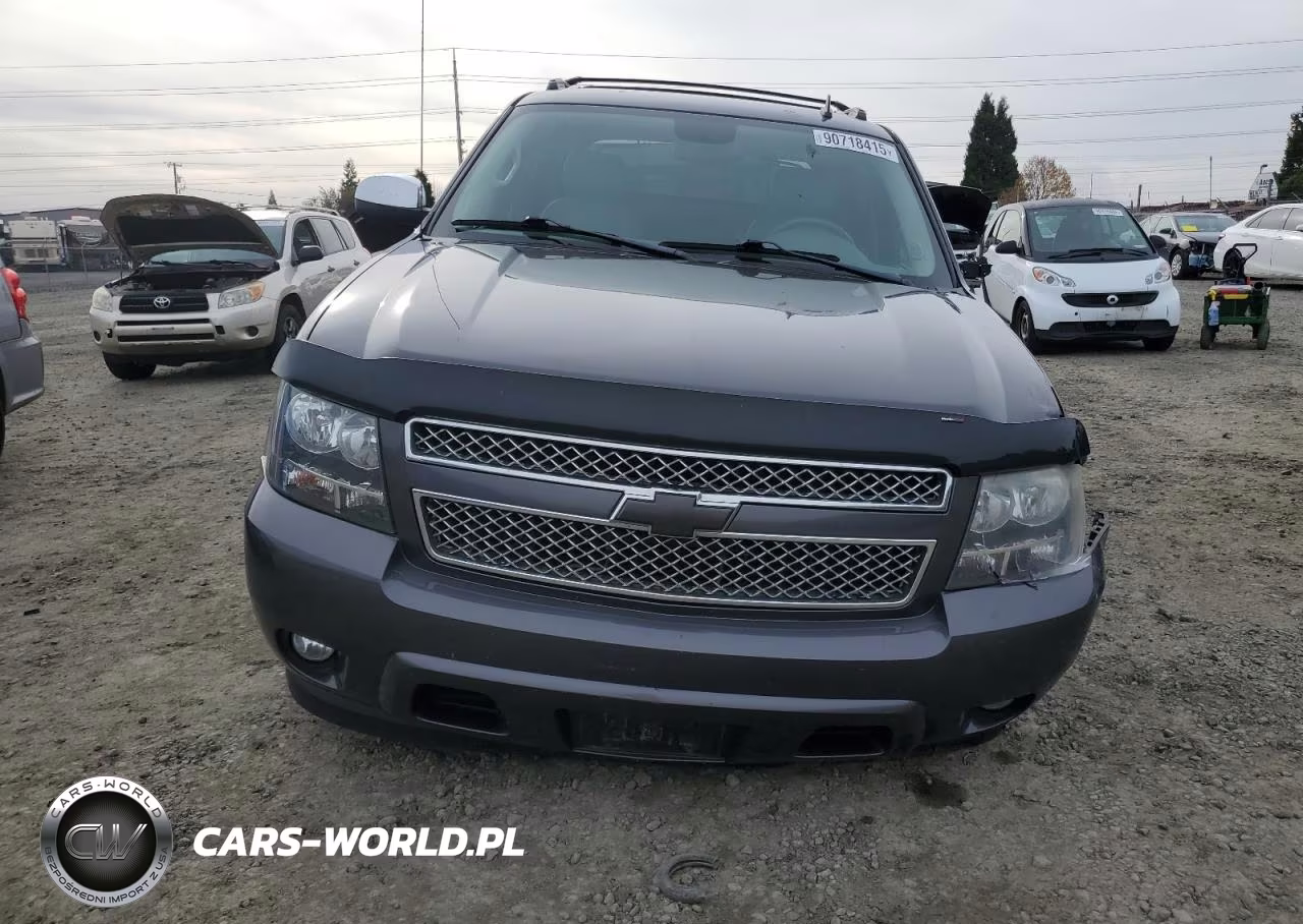 2011 Chevrolet Avalanche Lt VIN:3GNMCFE0XBG113027 - 5