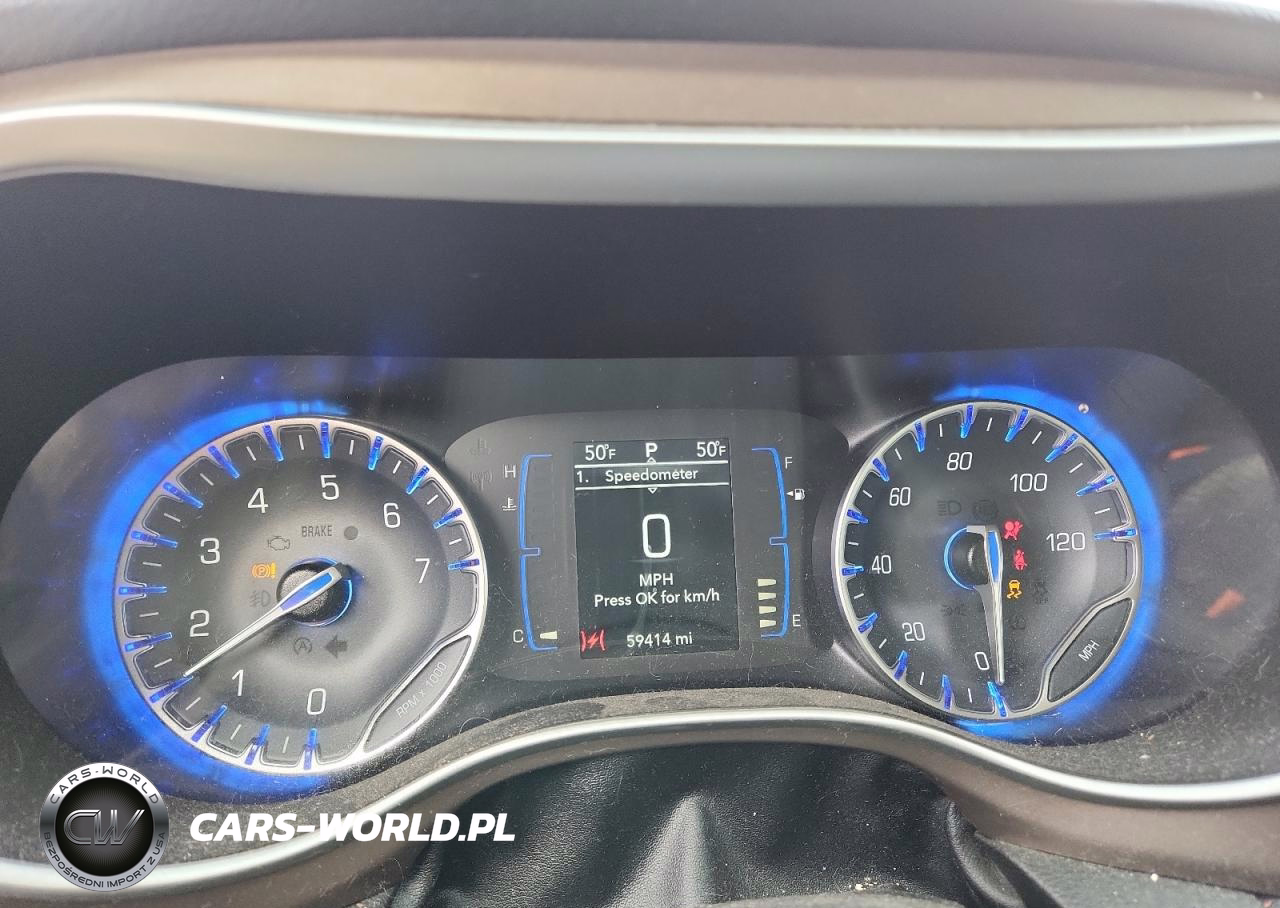 2019 Chrysler Pacifica Touring L VIN:2C4RC1BG2KR603393 - 9