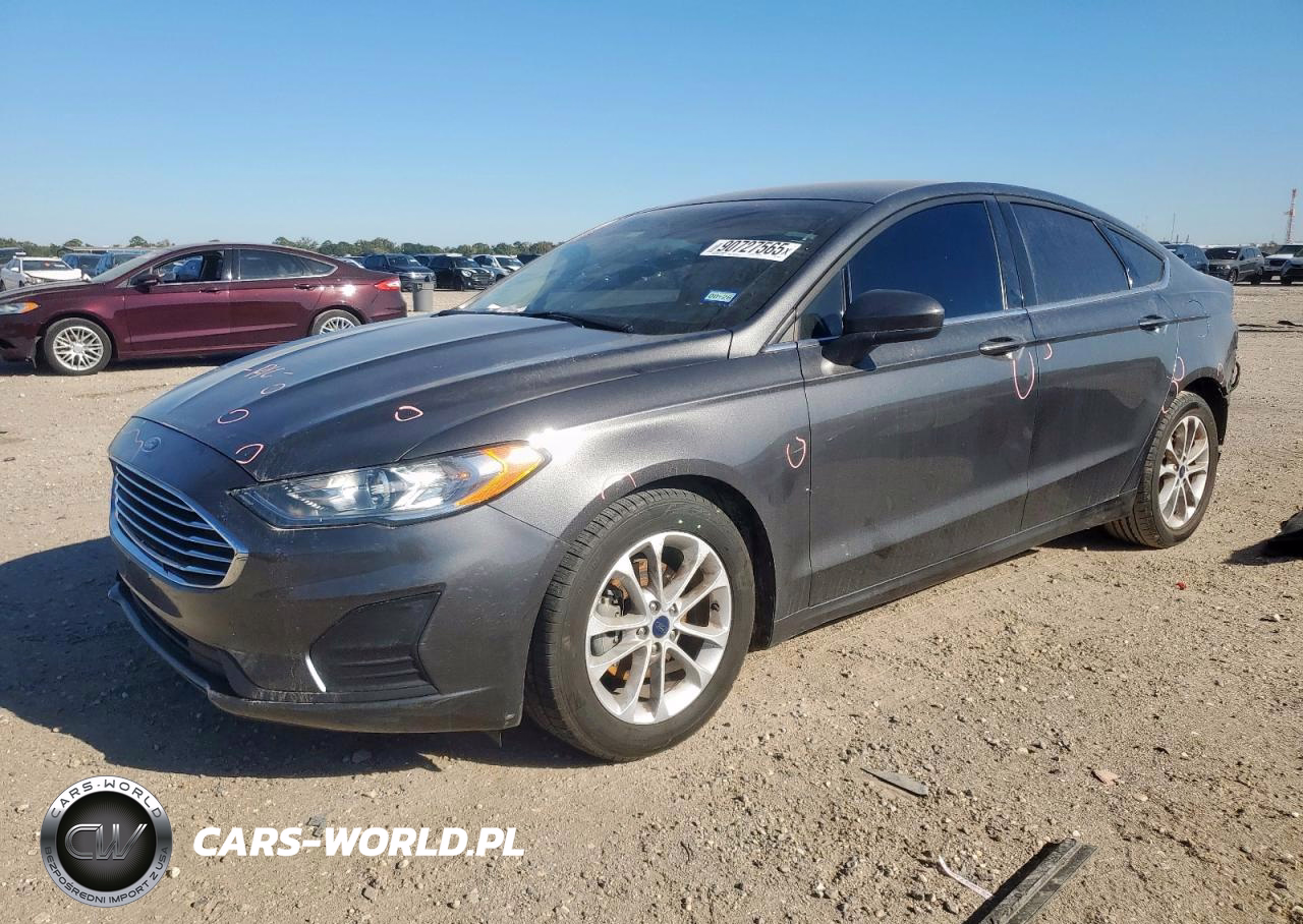 2020 Ford Fusion Se