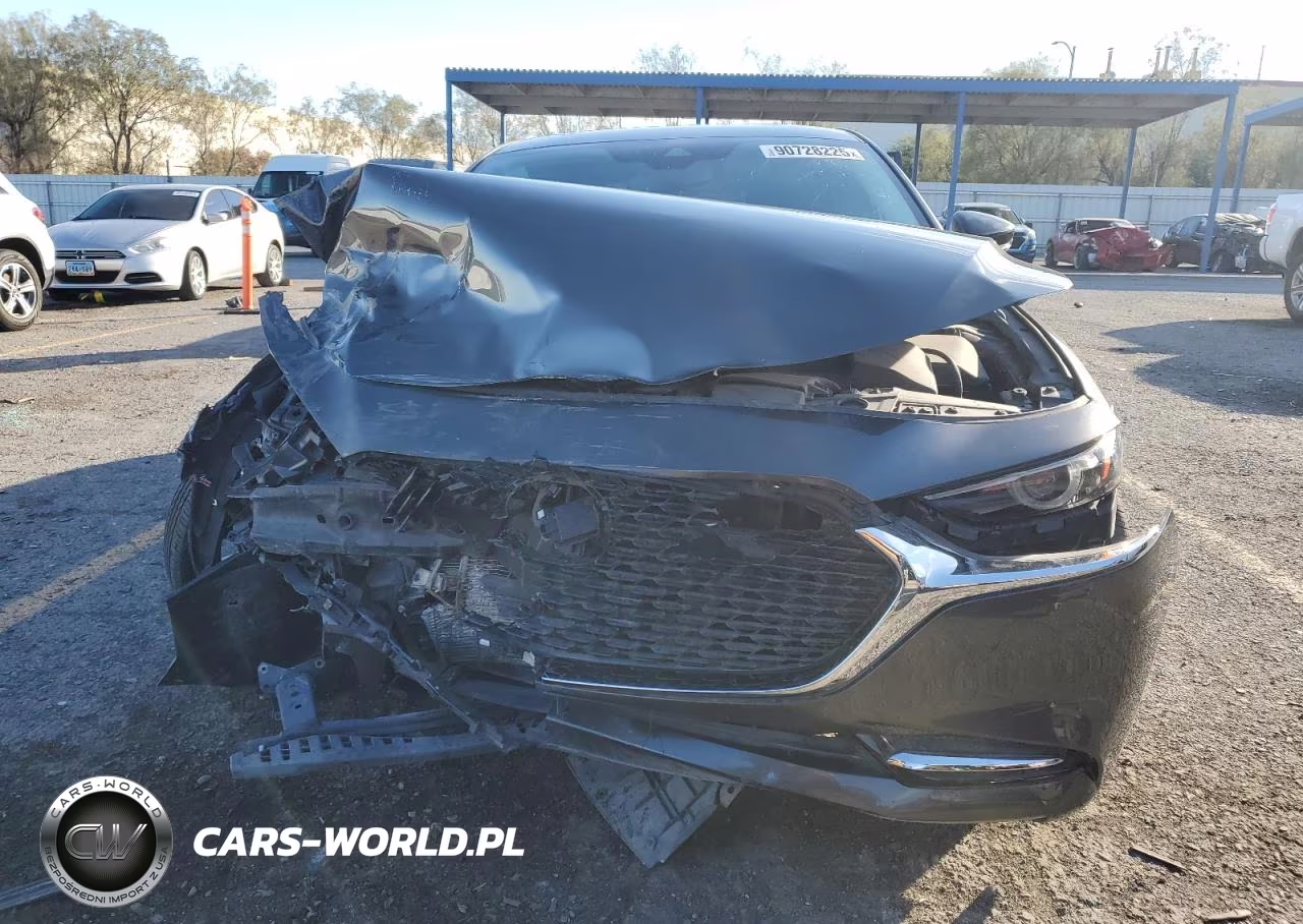 2021 Mazda 3 VIN:JM1BPBAY4M1318630 - 5
