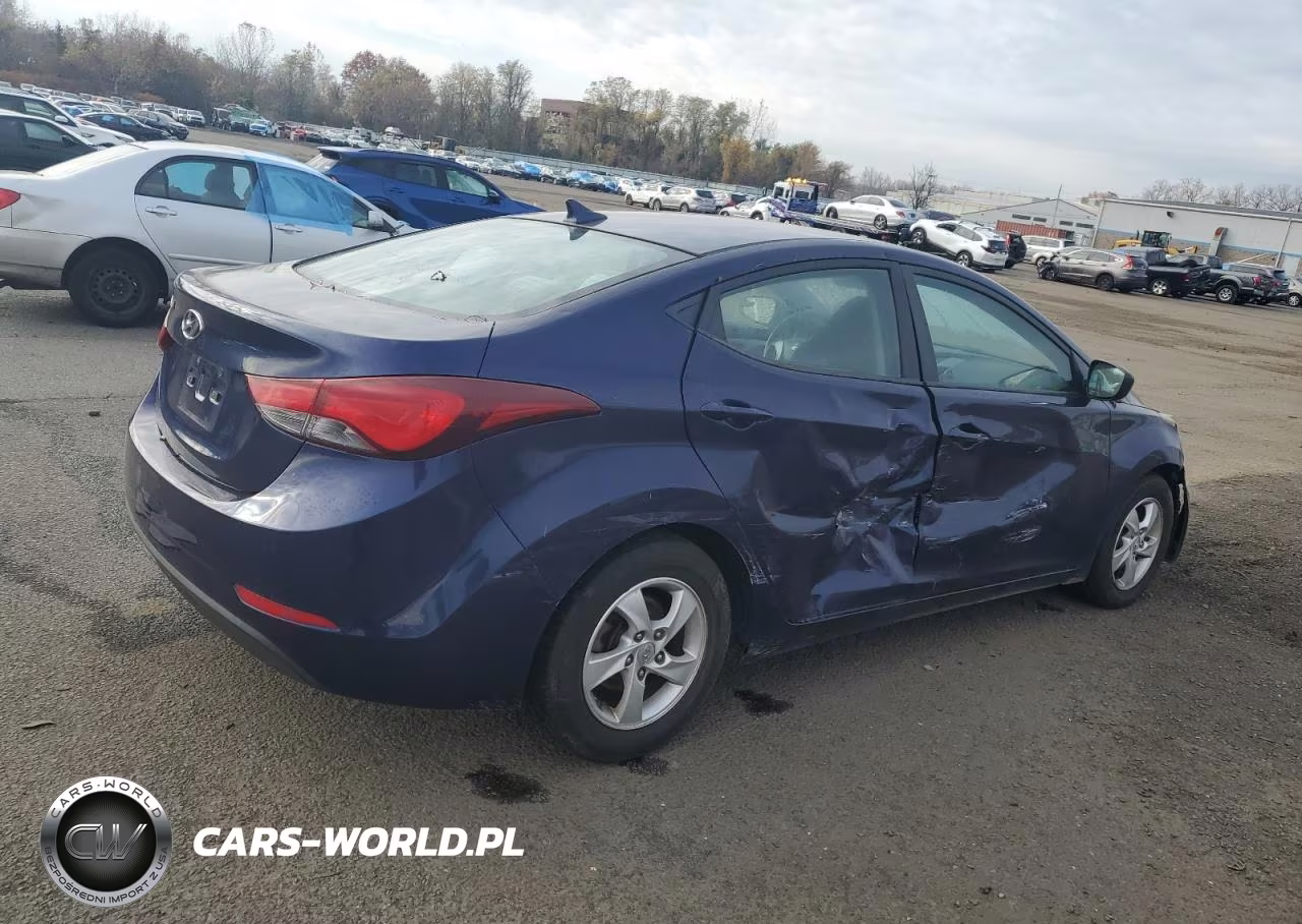 2014 Hyundai Elantra Se VIN:5NPDH4AE6EH539406 - 3