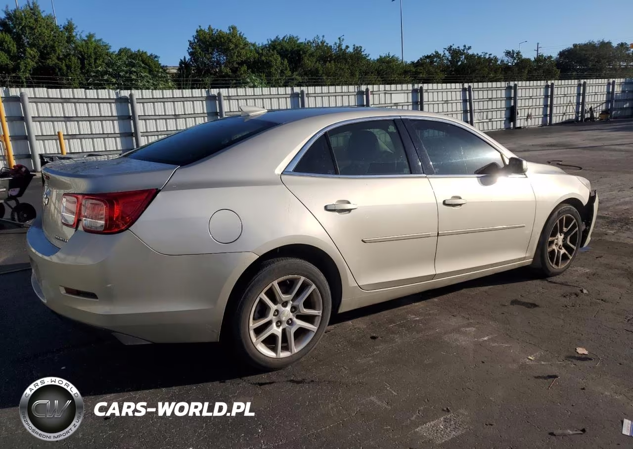 2015 Chevrolet Malibu 1Lt VIN:1G11C5SL1FF349229 - 3