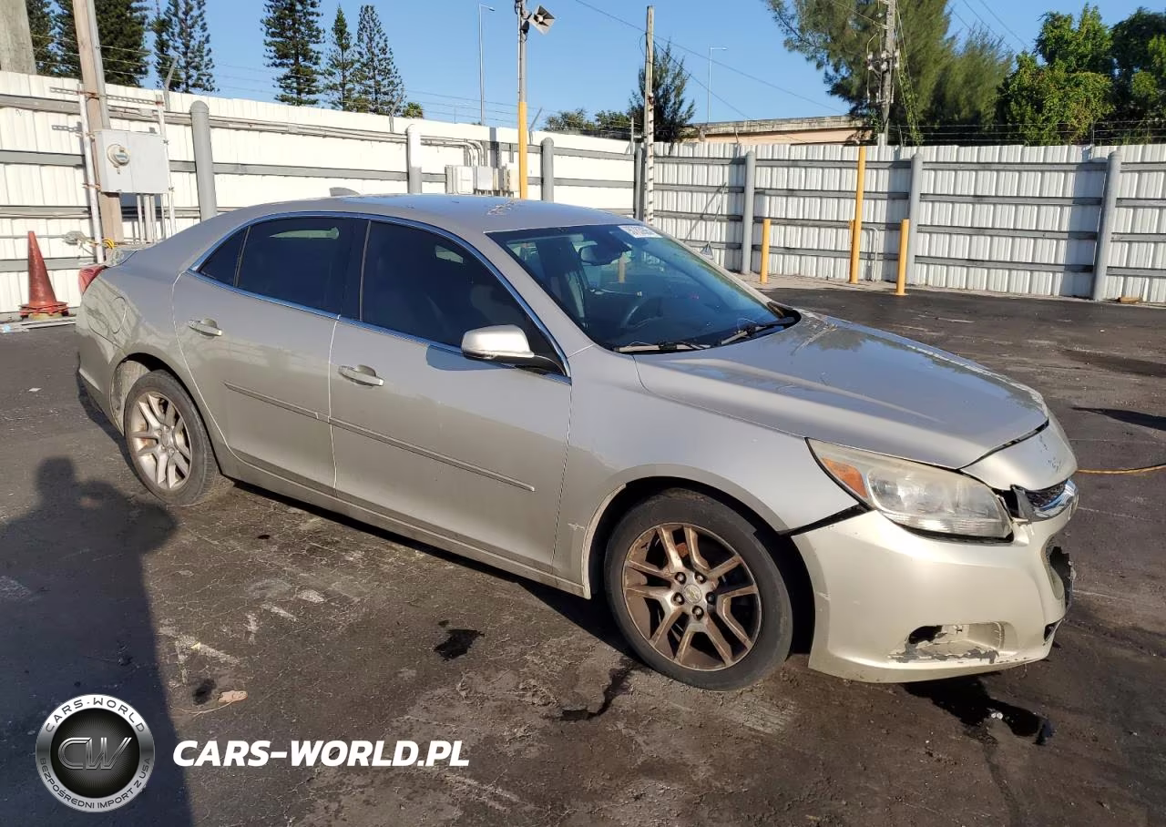 2015 Chevrolet Malibu 1Lt VIN:1G11C5SL1FF349229 - 4