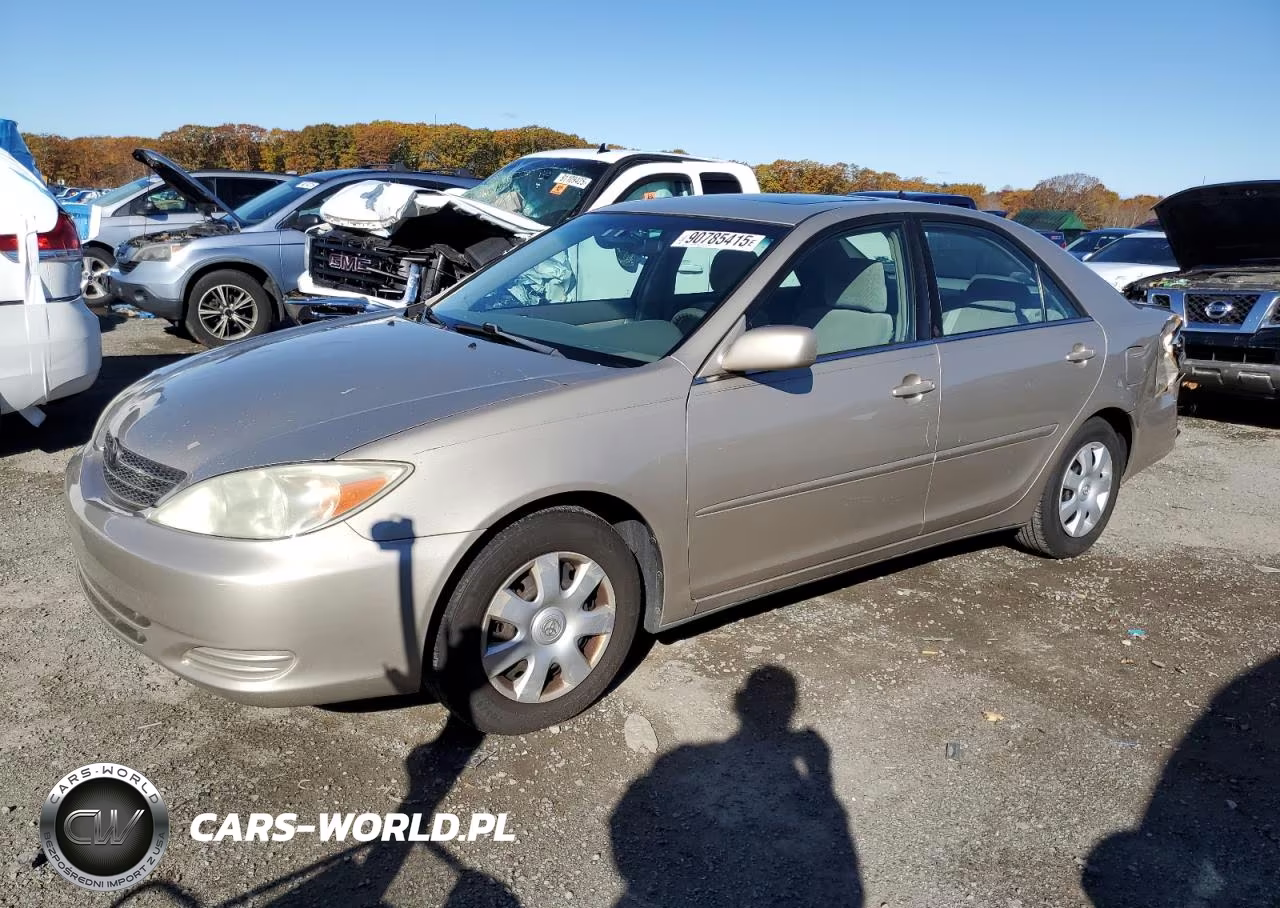 2004 Toyota Camry Le
