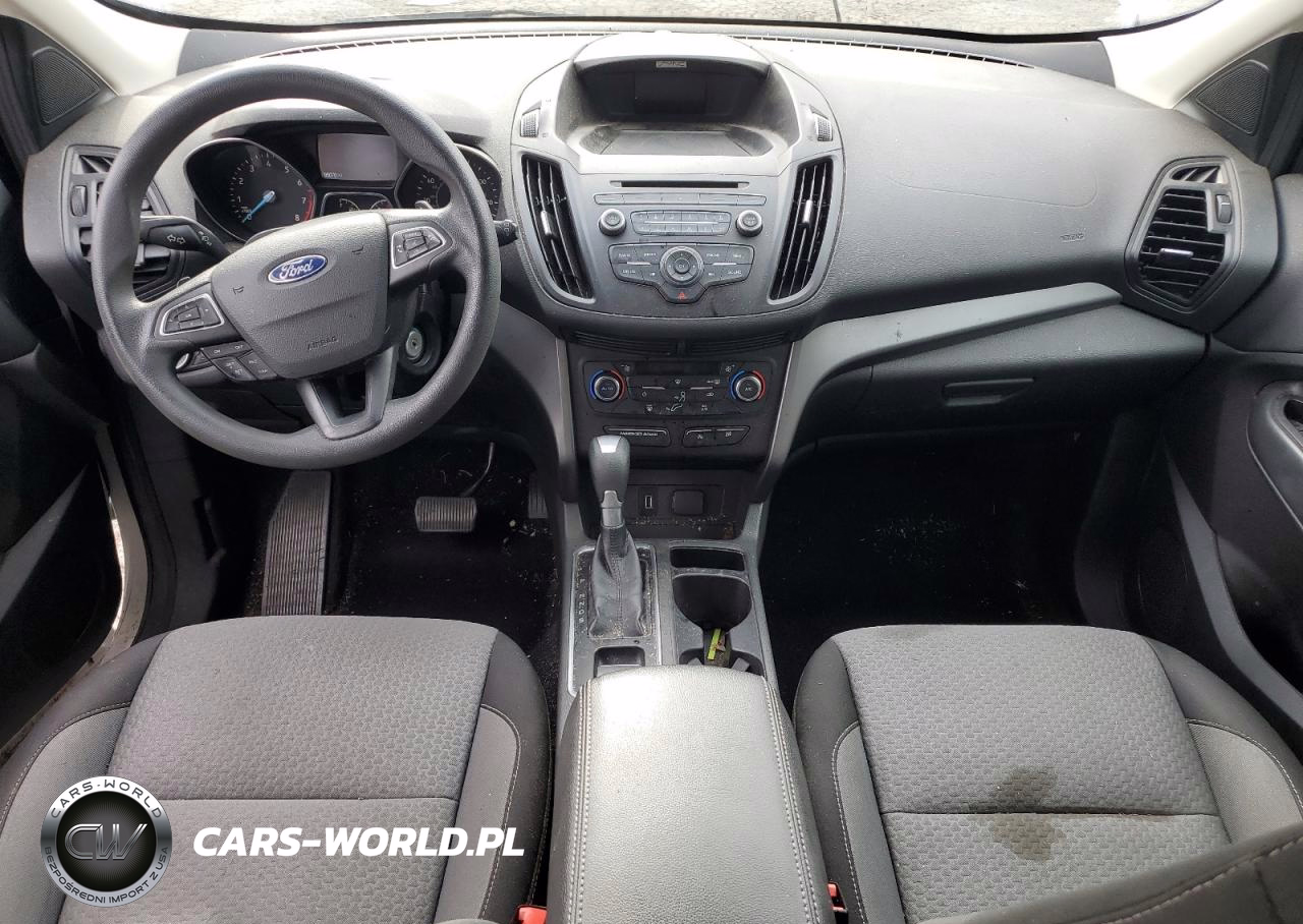 2017 Ford Escape Se VIN:1FMCU0G97HUC97063 - 8
