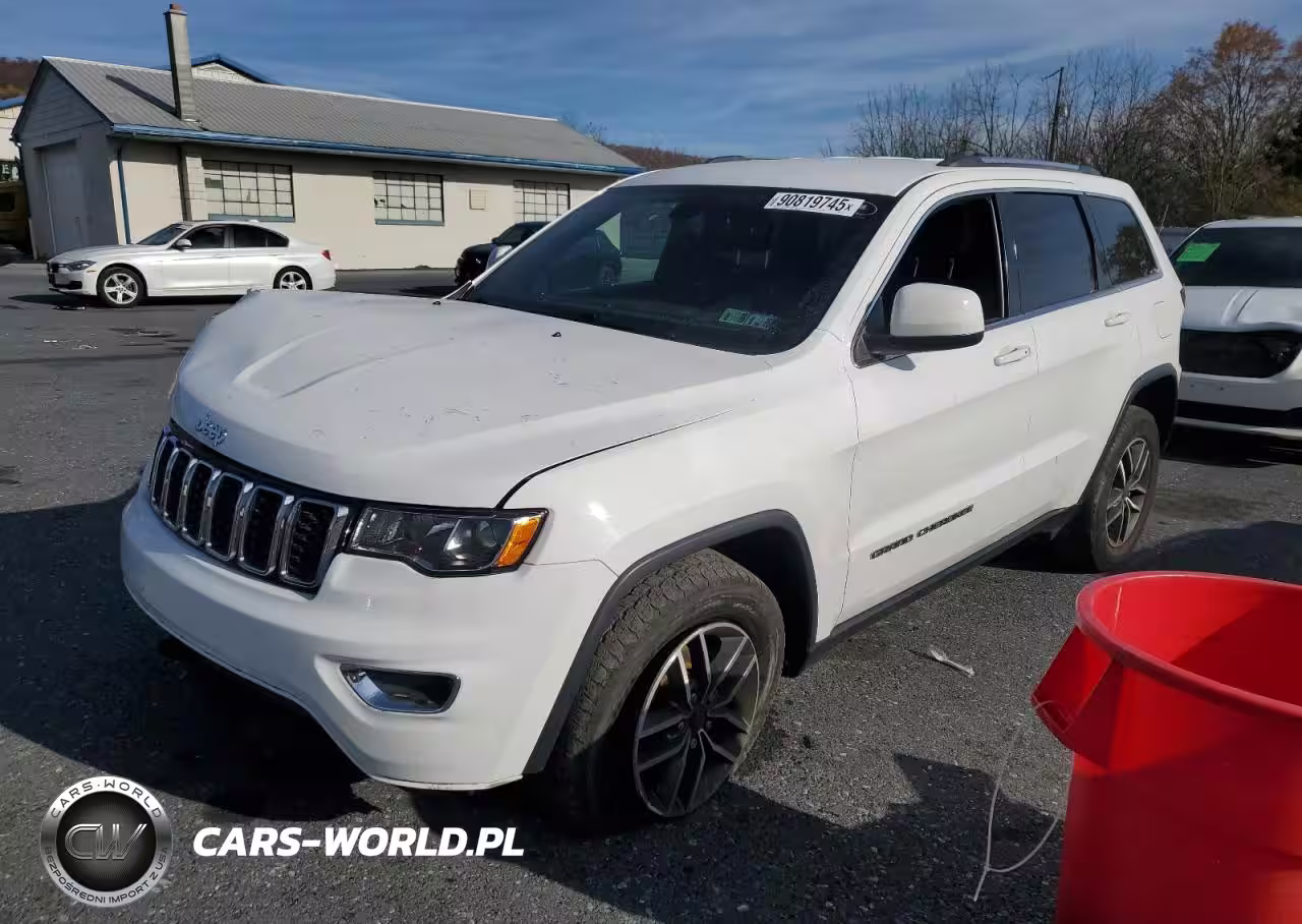 2020 Jeep Grand Cherokee Laredo