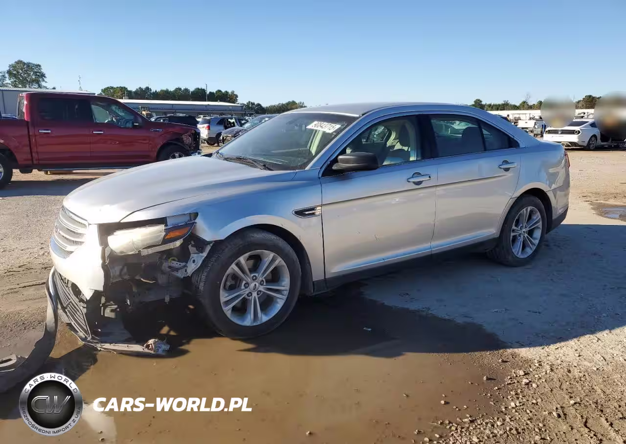 2015 Ford Taurus Se