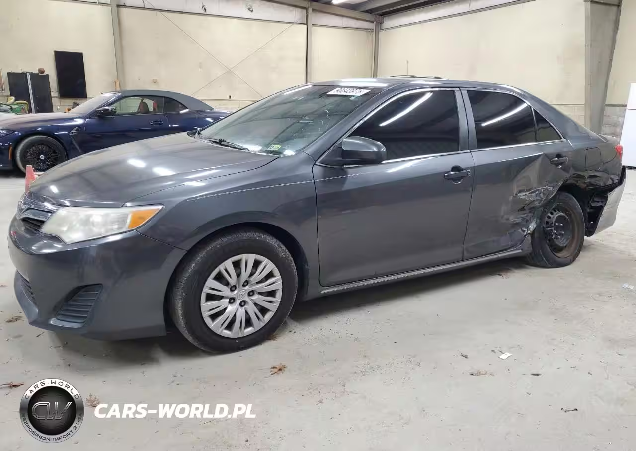 1999 Toyota Camry Base