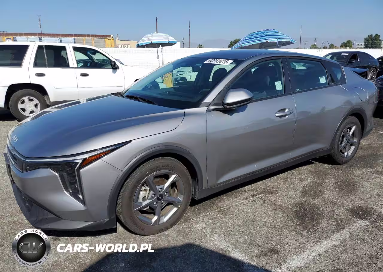 2025 Kia K4 Lx