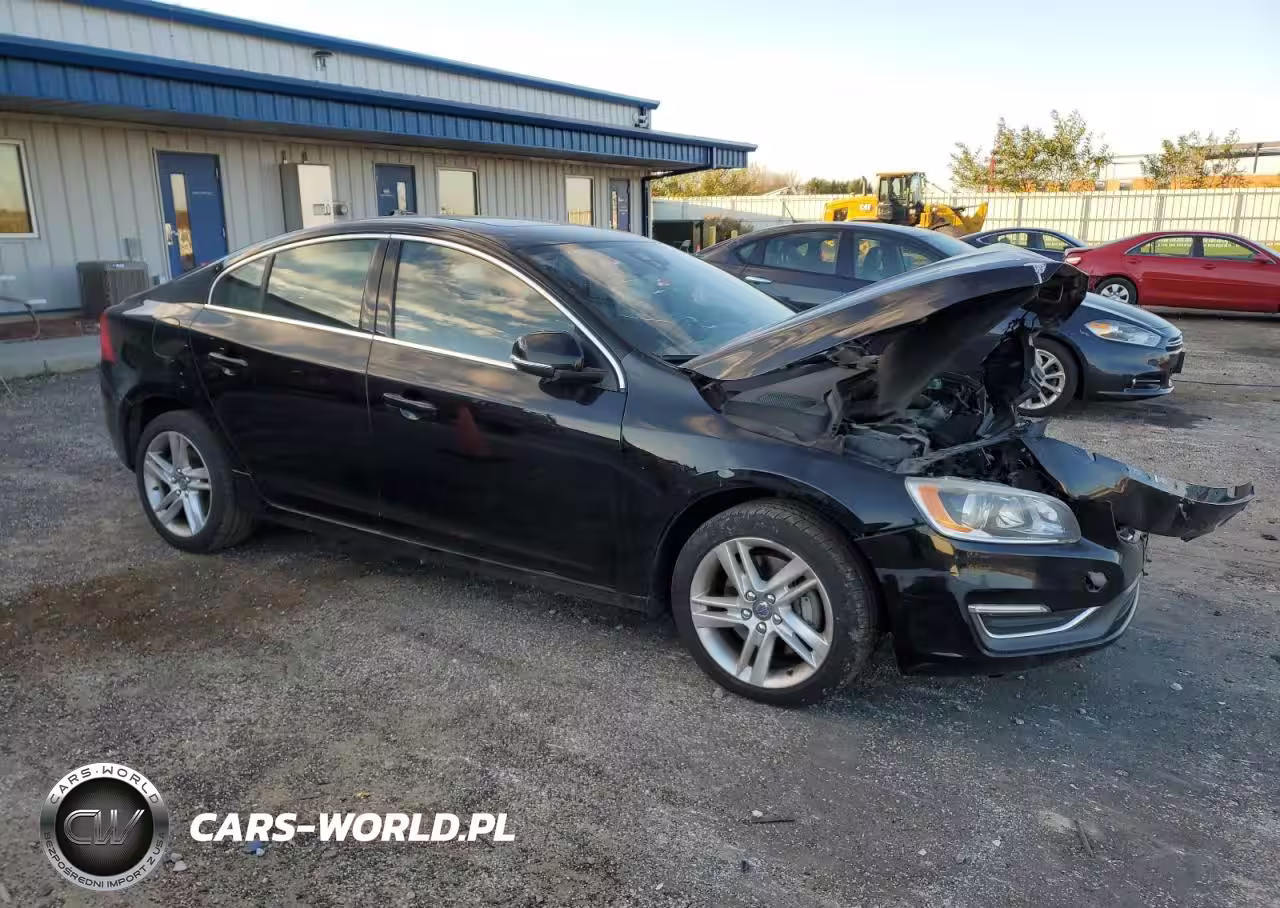 2015 Volvo S60 Premier VIN:YV1612TK6F1356594 - 4