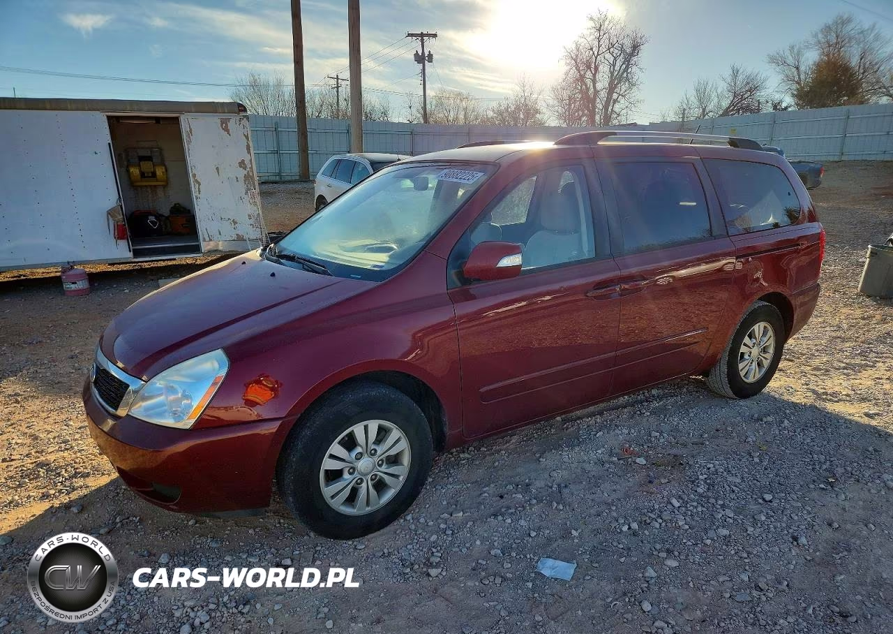 2012 Kia Sedona Lx