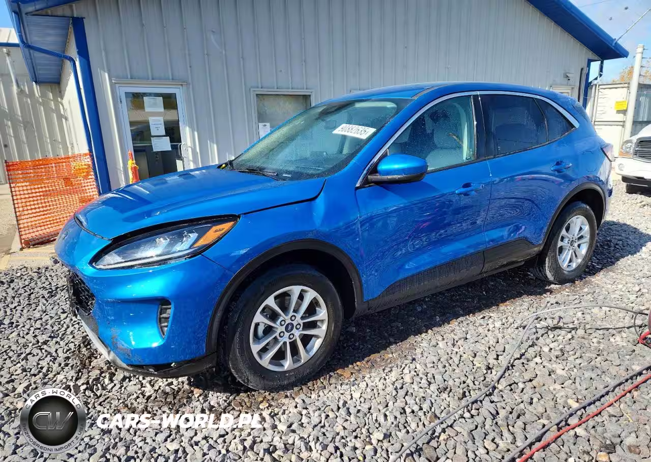 2020 Ford Escape Se
